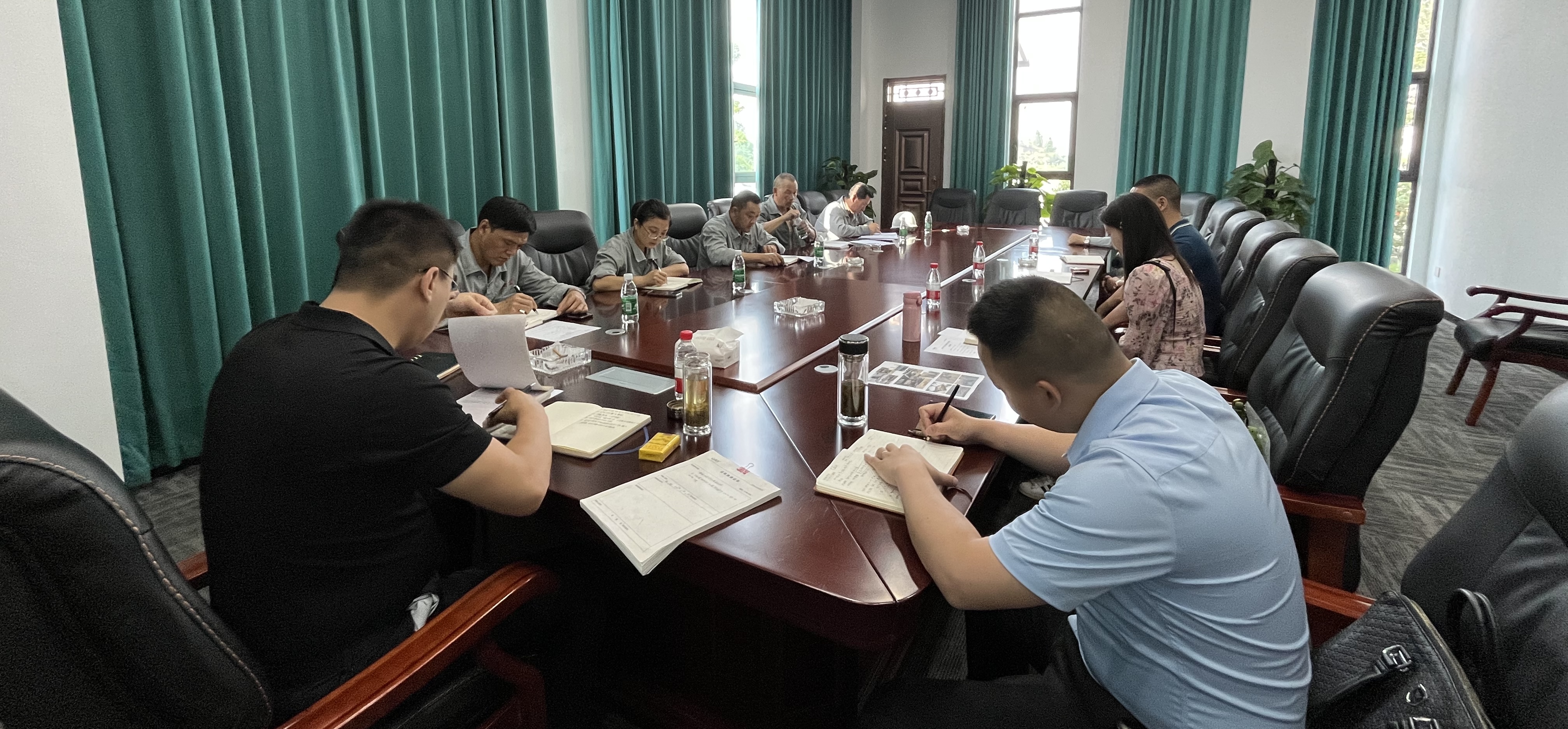 8698af4ccede60db1e58a5b0d949f22.jpg 8698af4ccede60db1e58a5b0d949f22.jpg