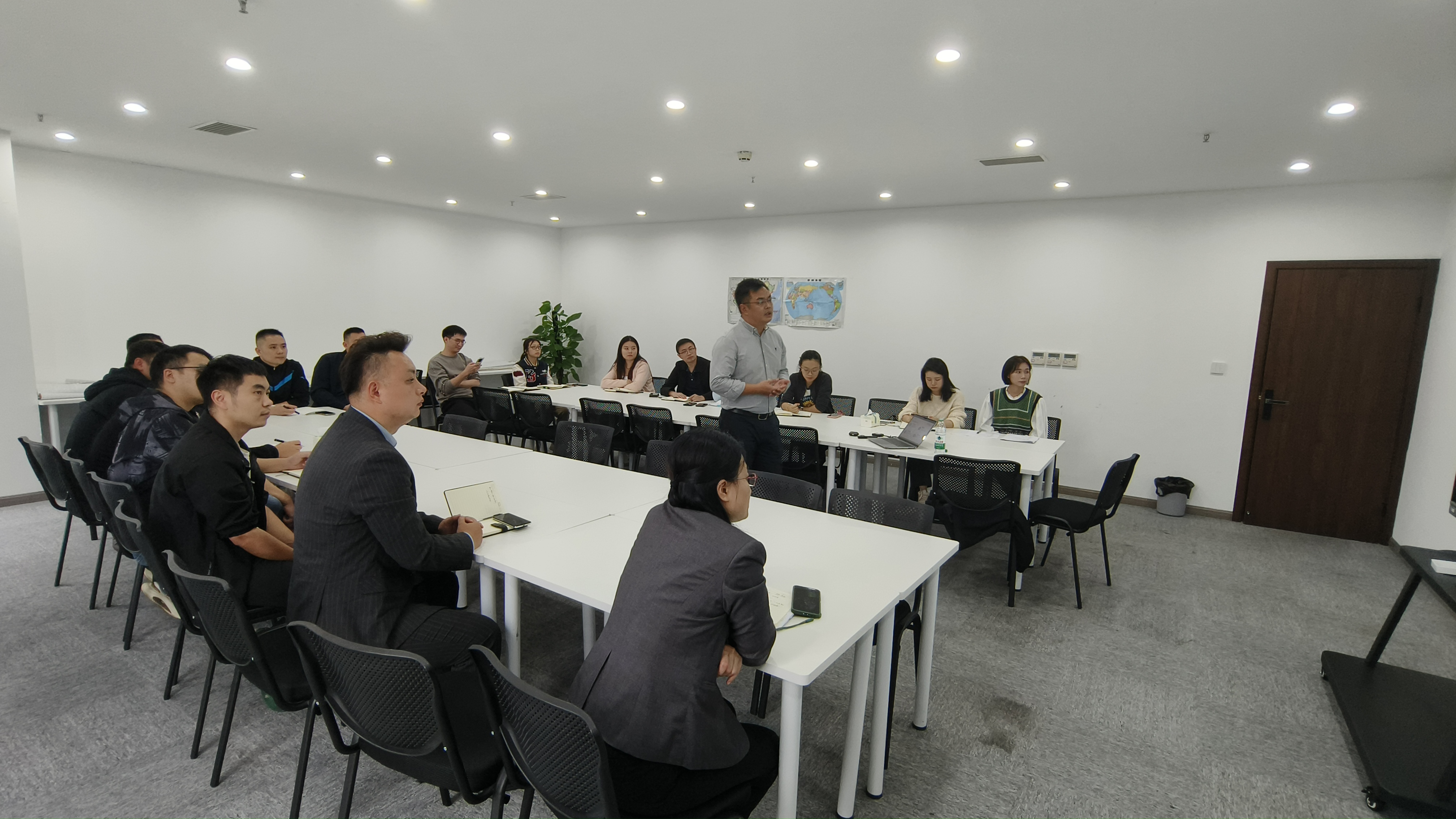 微信圖片_20241012141742.jpg 微信圖片_20241012141742.jpg